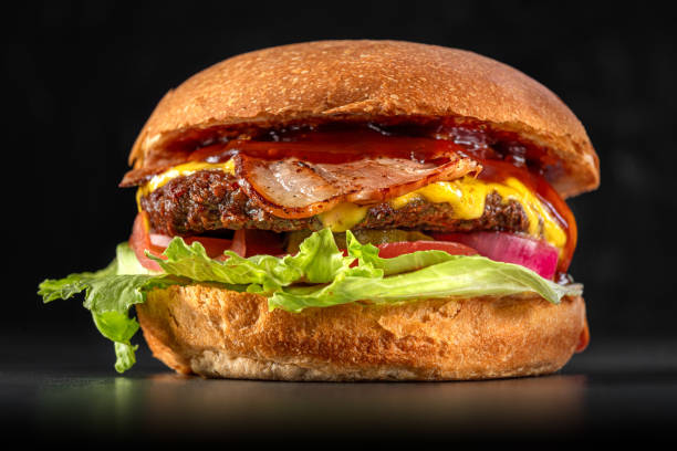 How a Smash Burger Delivers Maximum Crust and Flavour